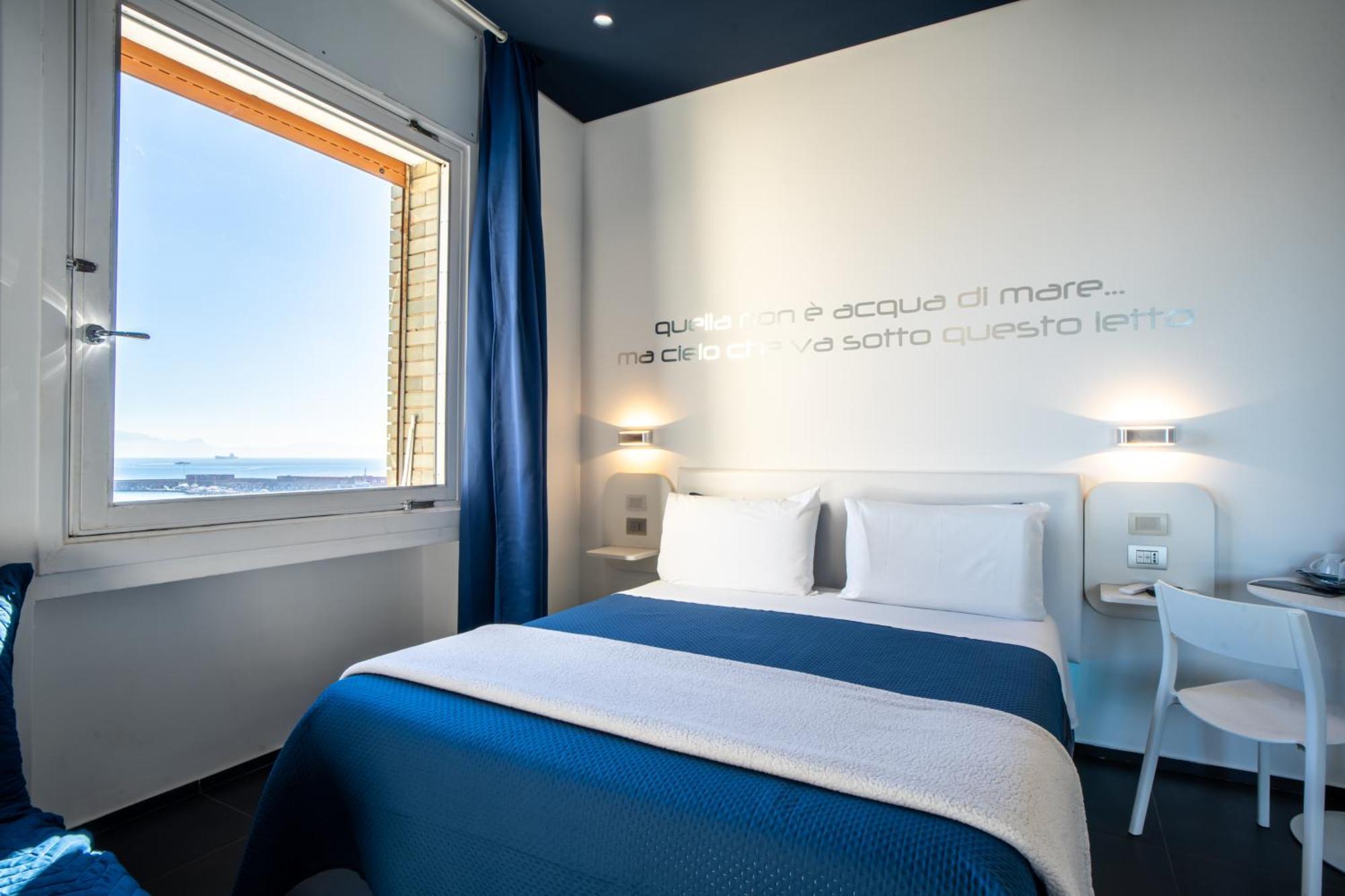 Skyhouse Beverello Neapol Exteriér fotografie